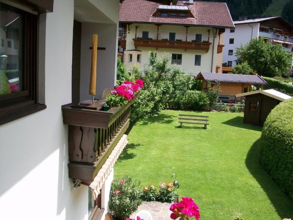 Gästehaus Tramnitz Mayrhofen Zimmer foto
