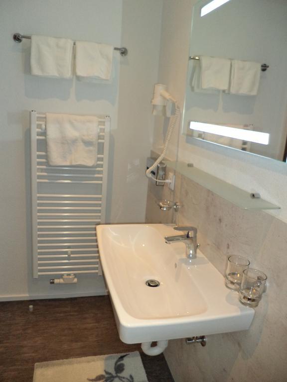 Gästehaus Tramnitz Mayrhofen Zimmer foto